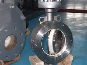 foyo Valvole a sfera, con sfera e rivestimento interno in ceramica Valvole a farfalla con disco e rivestimento in ceramica Tubazioni Raccordi rivestiti internamente in ceramica